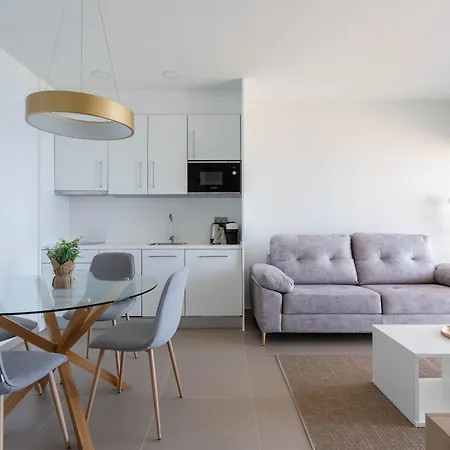 Intempo By Holuxe - 325 - 32nd Floor