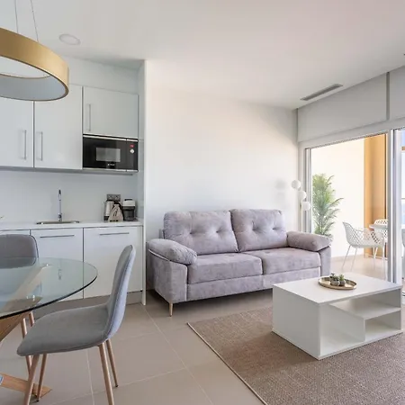 Intempo By Holuxe - 325 - 32nd Floor דירה
